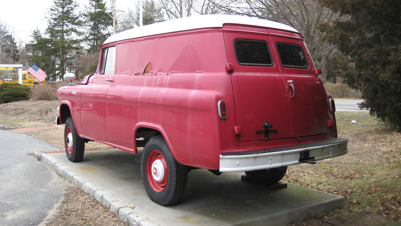 Illustration for article titled 1957 GMC Panel Truck